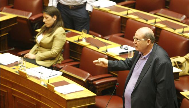 Με το βλέμμα στην επόμενη μέρα για τον ΣΥΡΙΖΑ μετά τον «εμφύλιο» στη Βουλή