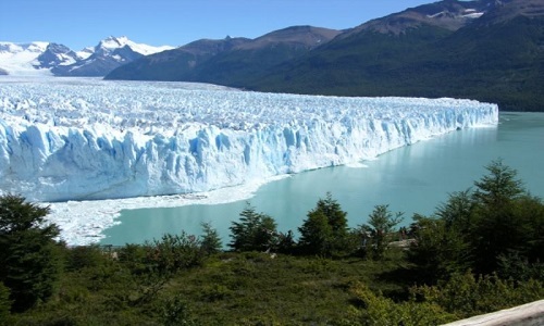 Καταρρέει ο τεράστιος παγετώνας Perito Moreno