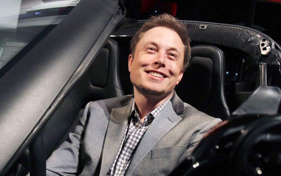 Στόλο από ρομπο-ταξί χωρίς οδηγό θα κυκλοφορήσει η Tesla το 2020