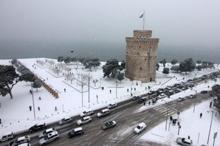 Ντυμένη στο χιόνι η Θεσσαλονίκη